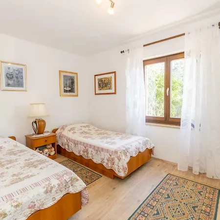 Holiday Home Laura Relax & Quiet Zone Medulin Exterior foto